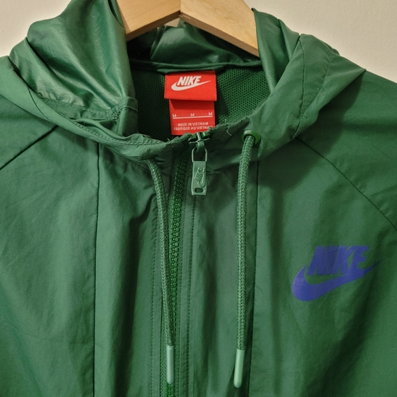 Nike Windbreaker - Picture 4 of 7